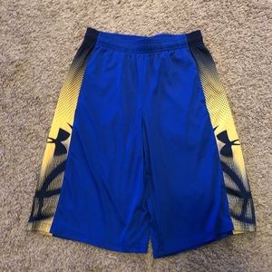 UA youth large shorts
